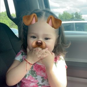 Meet your Posher, Laura